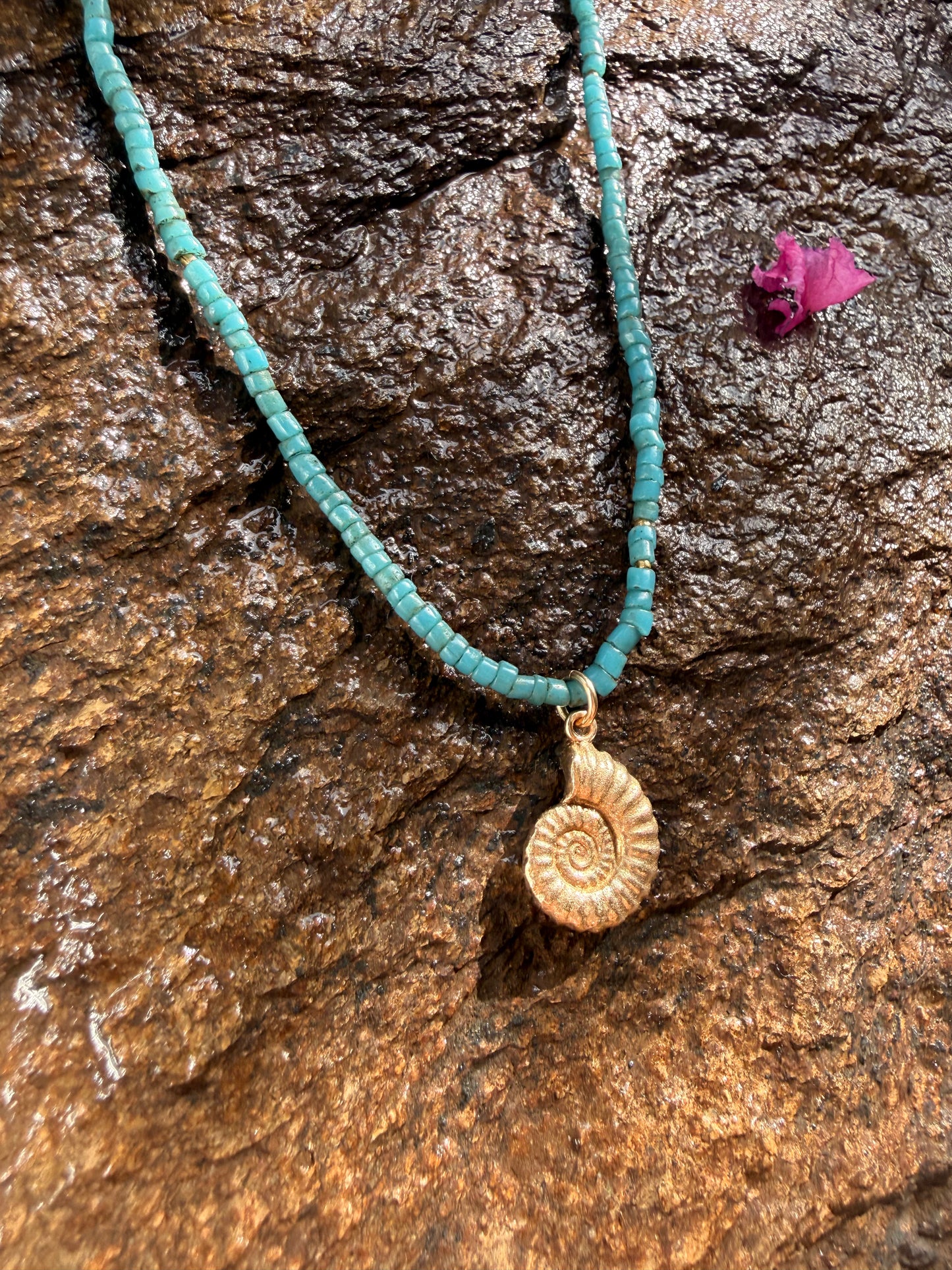 Ammonite + Tribal beads 🌀
